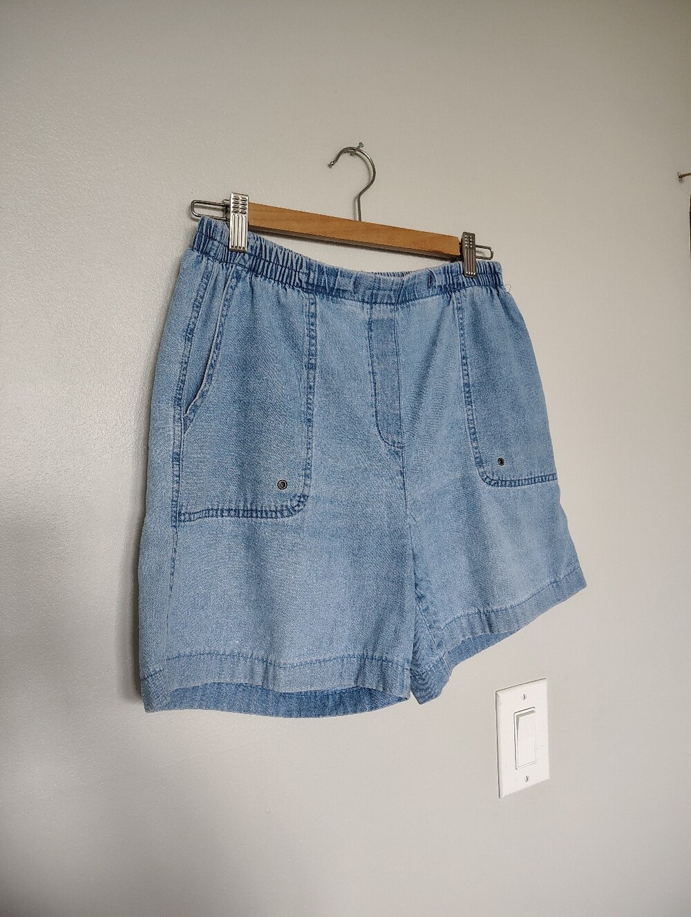 Vintage Carroll Reed Lightweight Denim Shorts - Picture 3 of 3